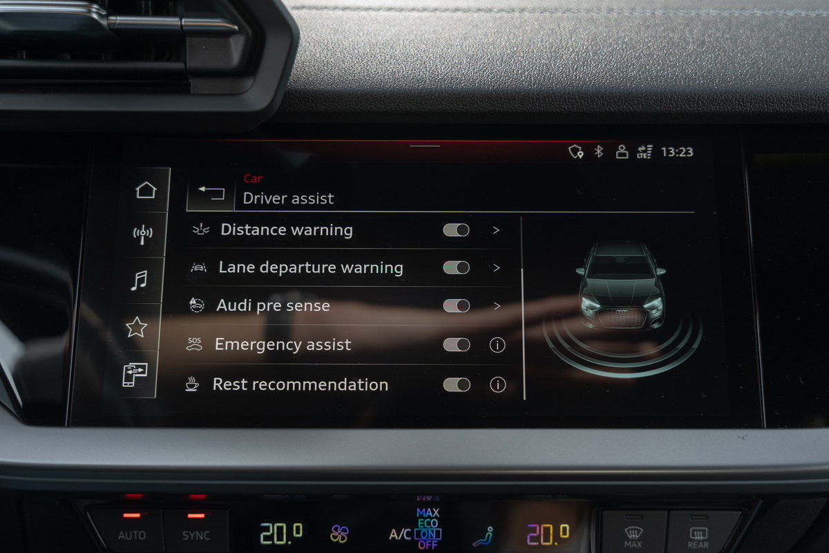 Audi pre sense, avarinis asistentas